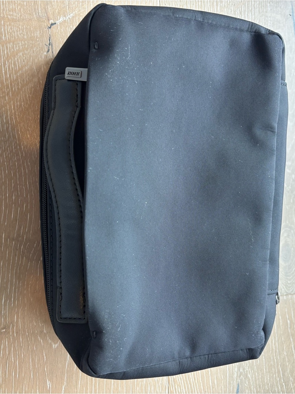 Away Black Men's Toiletry Organizer Pouch - Picture 2 of 7